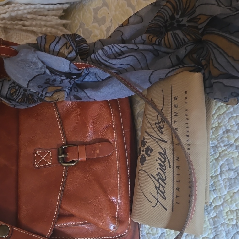 Patricia Nash  leather purse 👛 with scarf - Picture 9 of 9